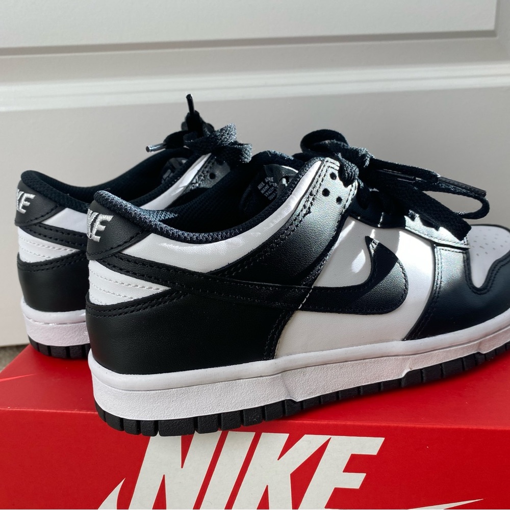 Nike Dunk Low Pandas